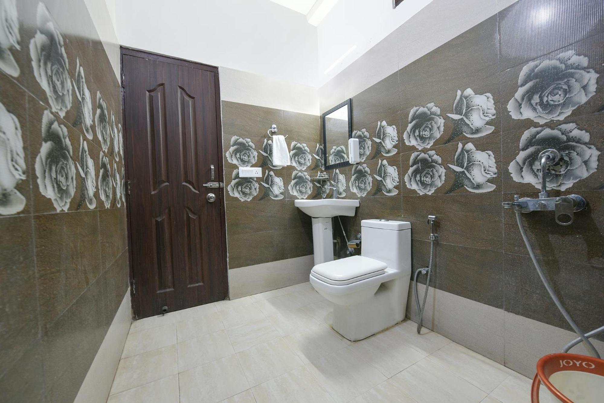 Fabhotel Kempty Lake Resort Mussoorie Bagian luar foto