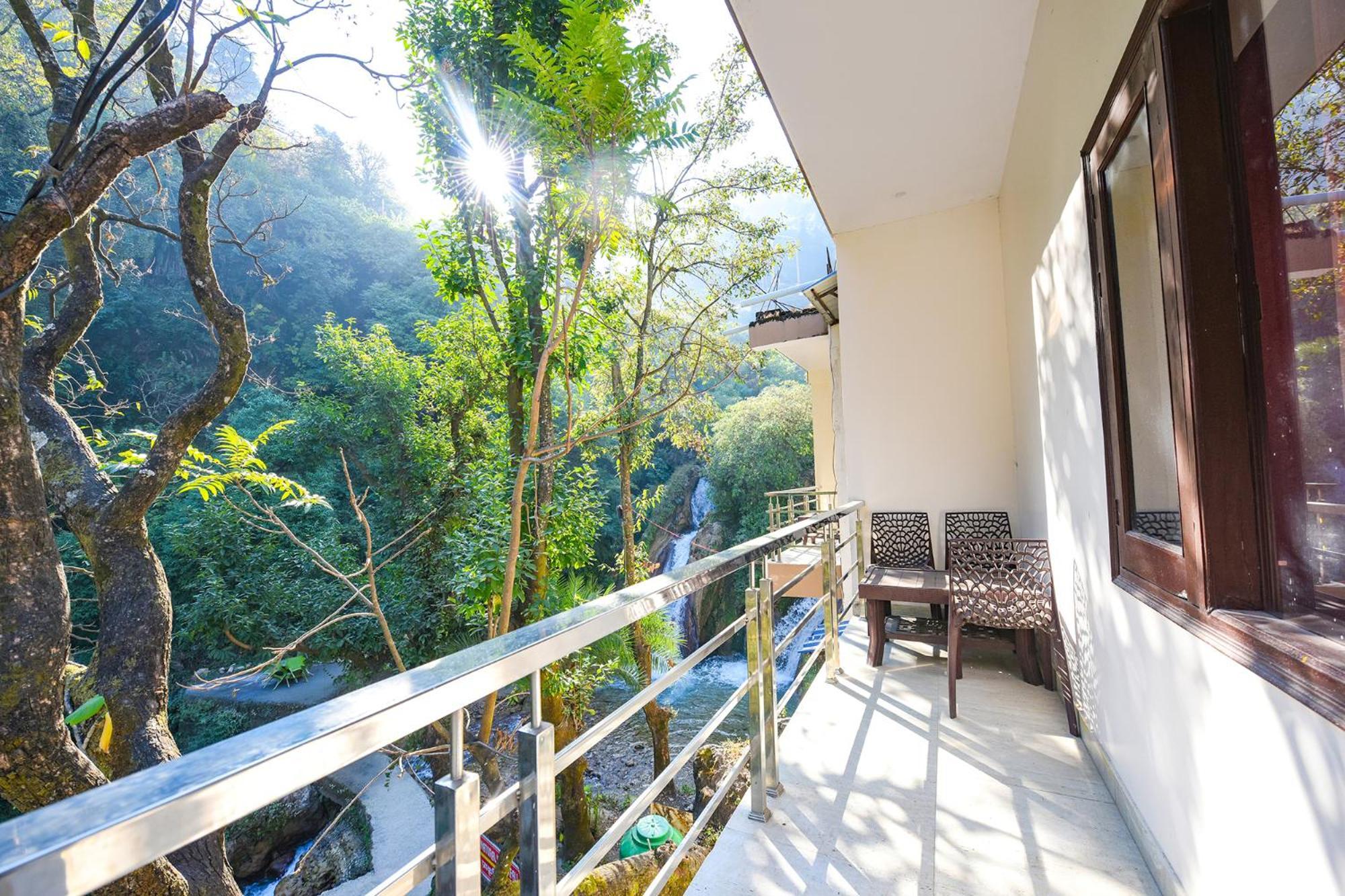 Fabhotel Kempty Lake Resort Mussoorie Bagian luar foto