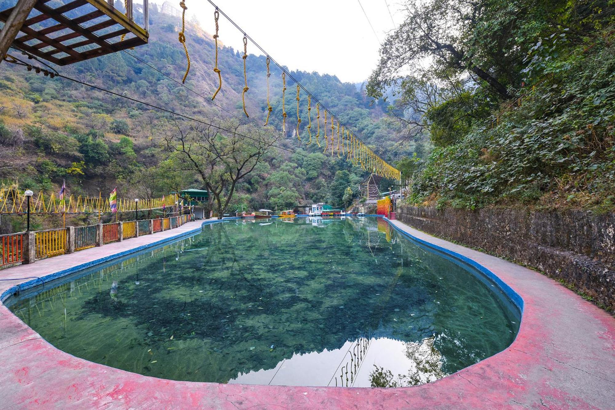 Fabhotel Kempty Lake Resort Mussoorie Bagian luar foto