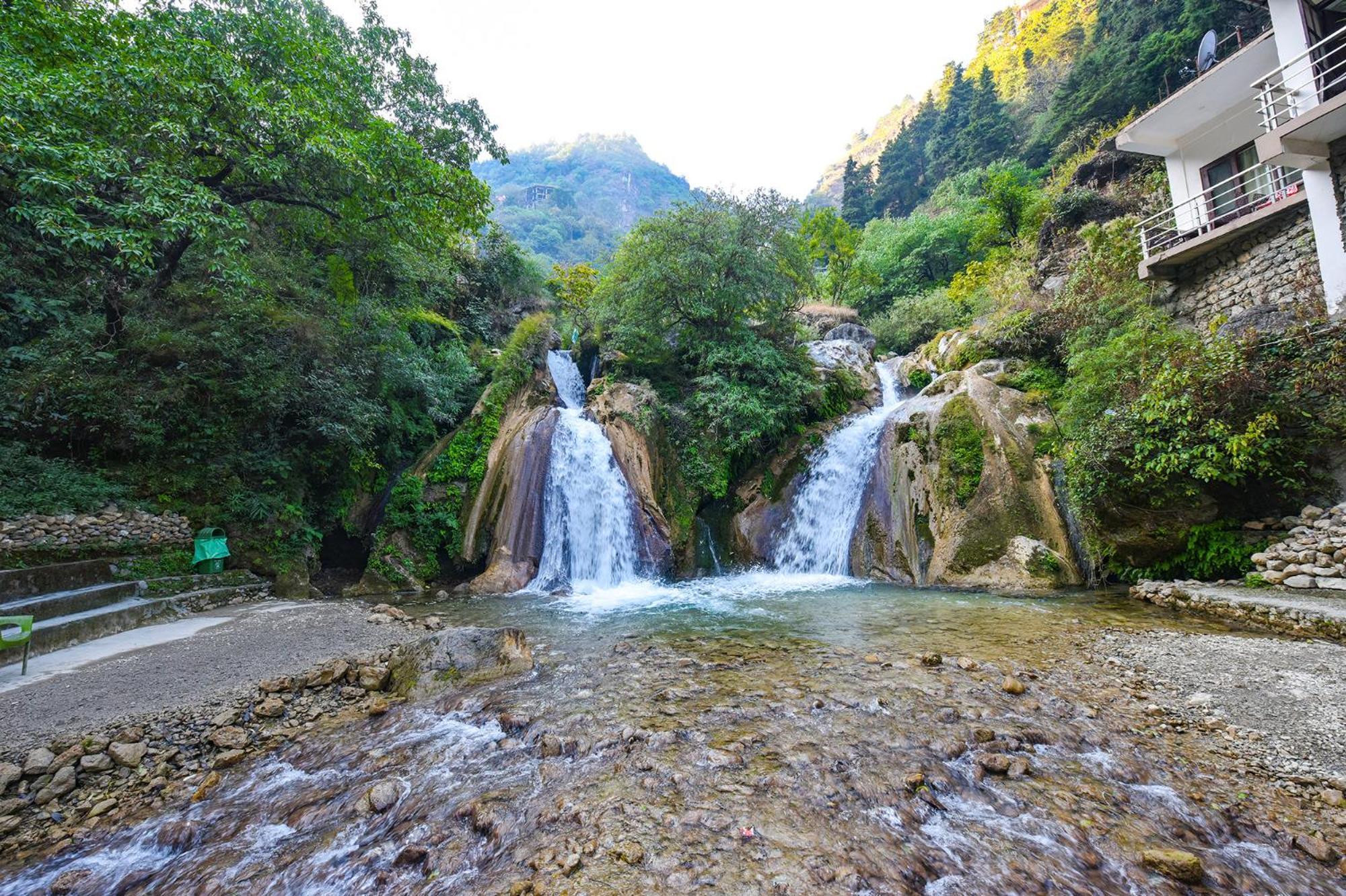 Fabhotel Kempty Lake Resort Mussoorie Bagian luar foto