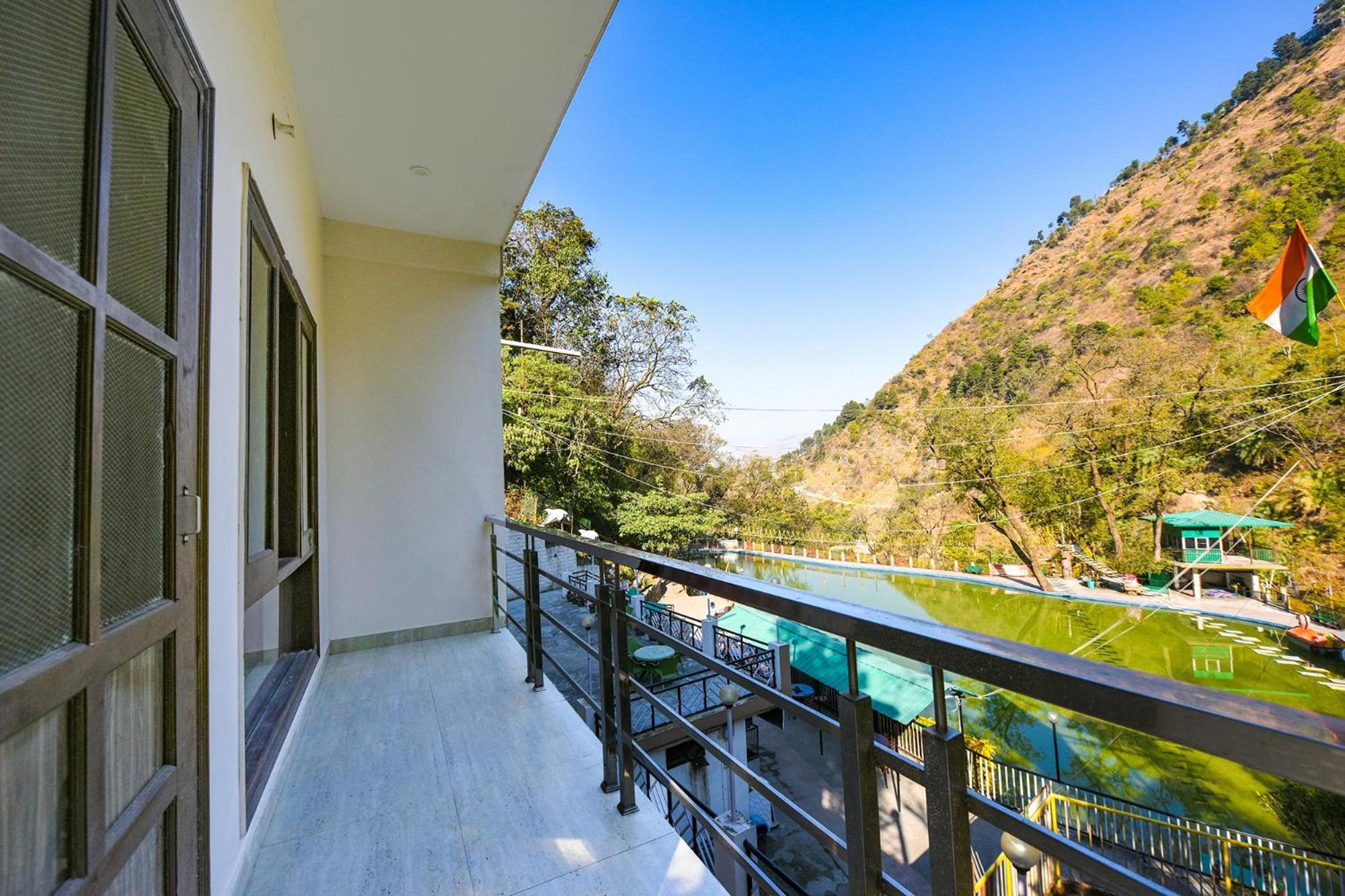 Fabhotel Kempty Lake Resort Mussoorie Bagian luar foto